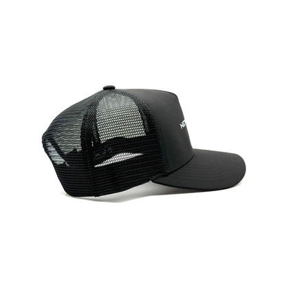 New York Hybrid Trucker